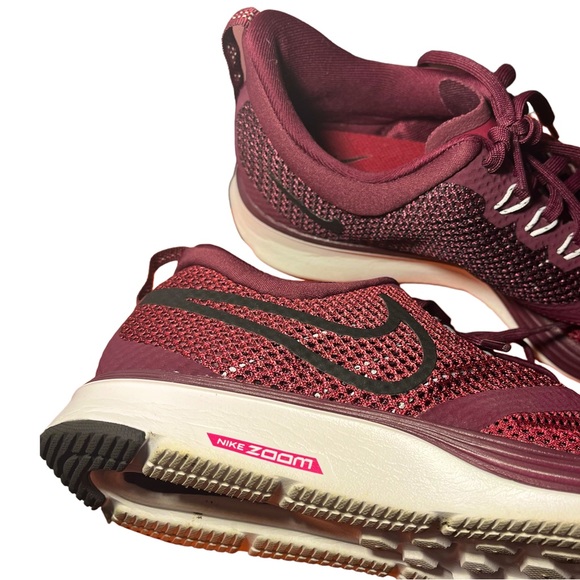 Nike Zoom Women’s Burgundy Running Sneakers - Picture 6 of 6